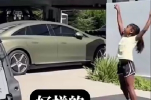 韦德晒女儿训练:女儿喜欢打篮球 老爸不可能不支持吧?